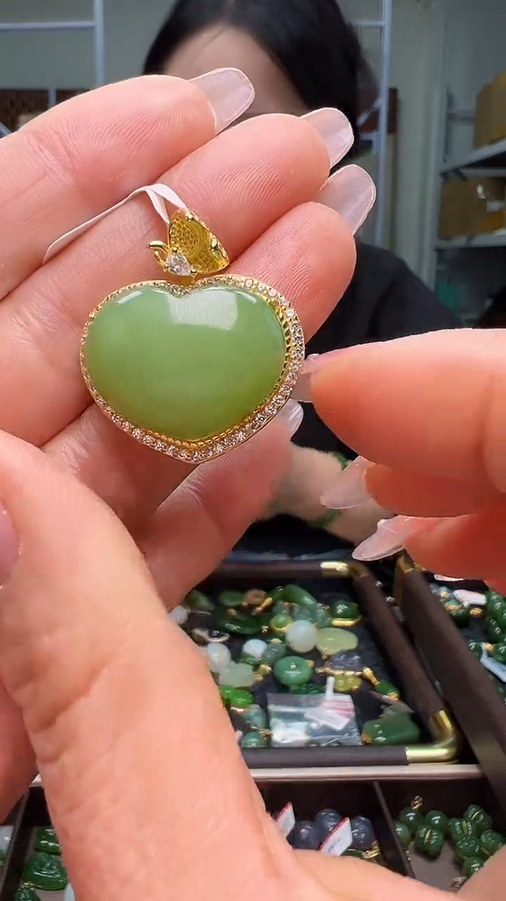 颈饰银S925镶嵌和田玉（多样性发货.发其一)12.18.92