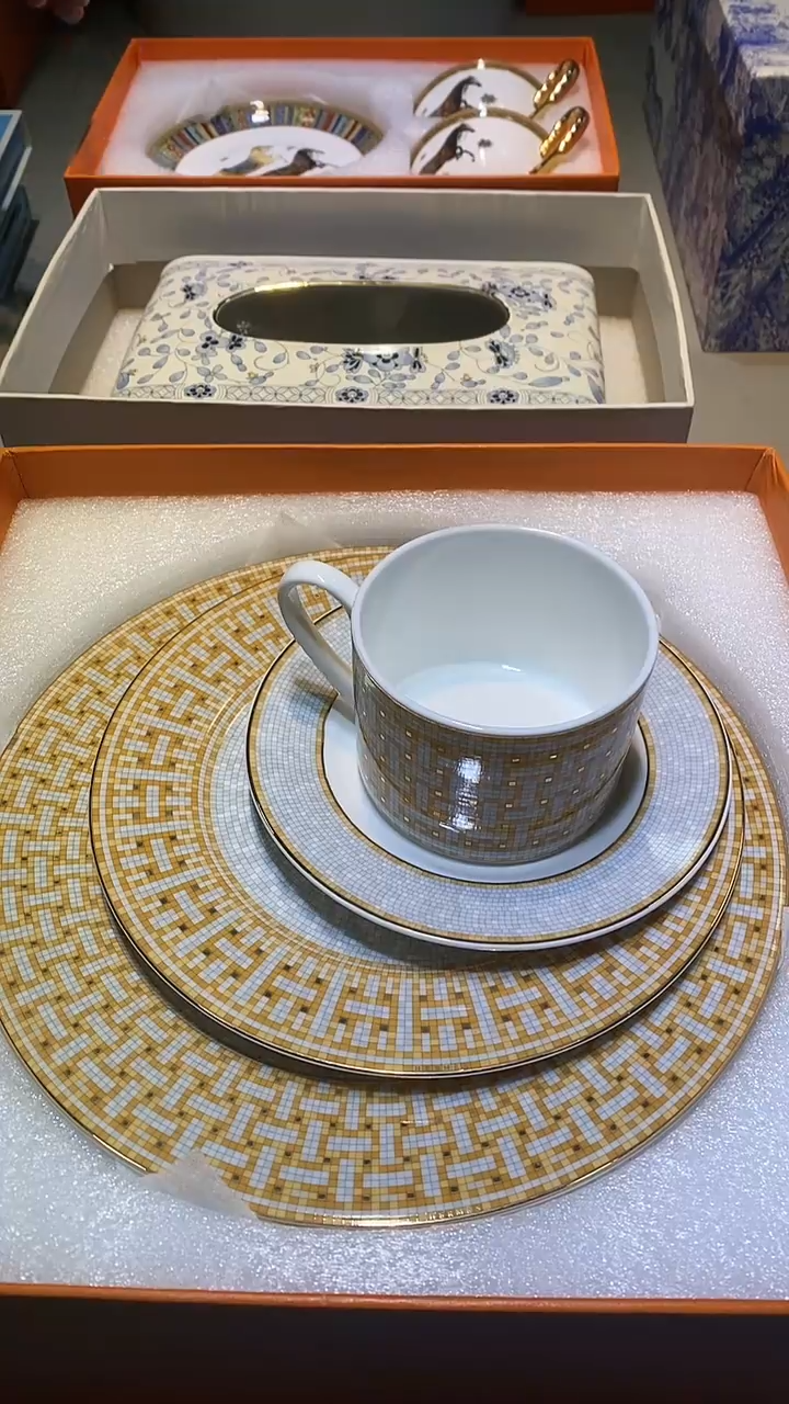 【闪购商品】瓷片11111111111111111