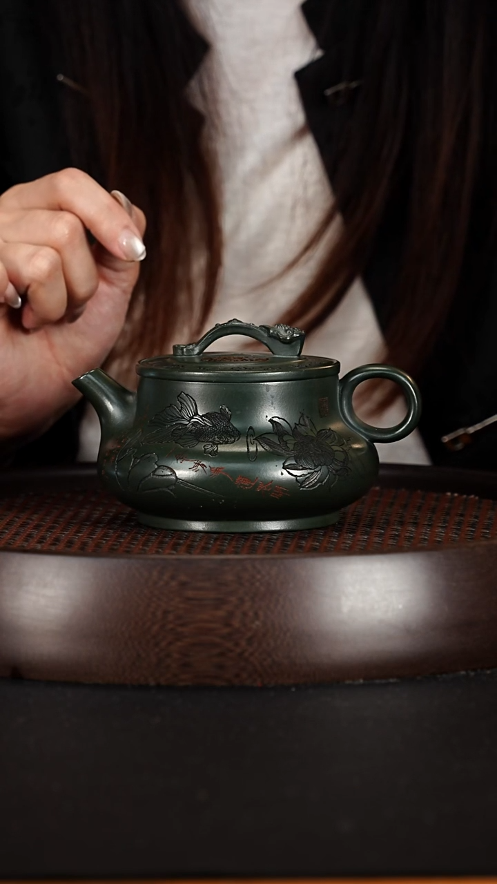 茶壶紫砂宜兴紫砂壶民国绿泥如意宫灯260cc