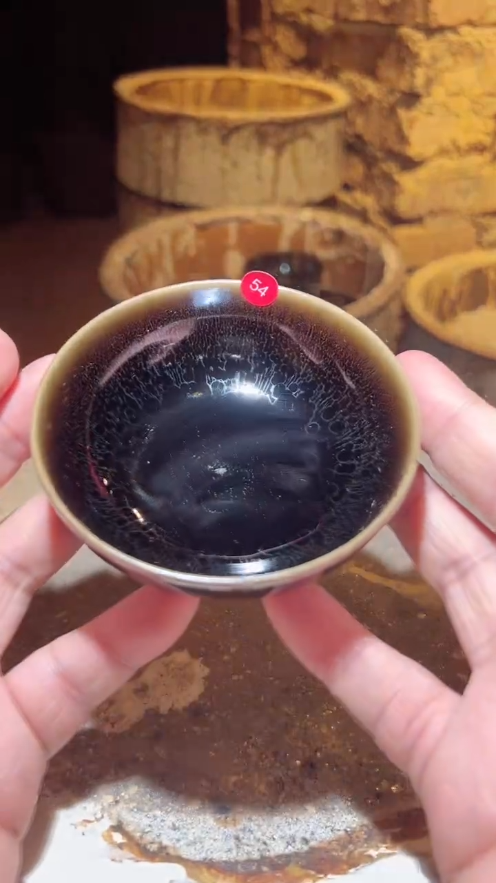 茶盏54素颜曜变建盏主人杯