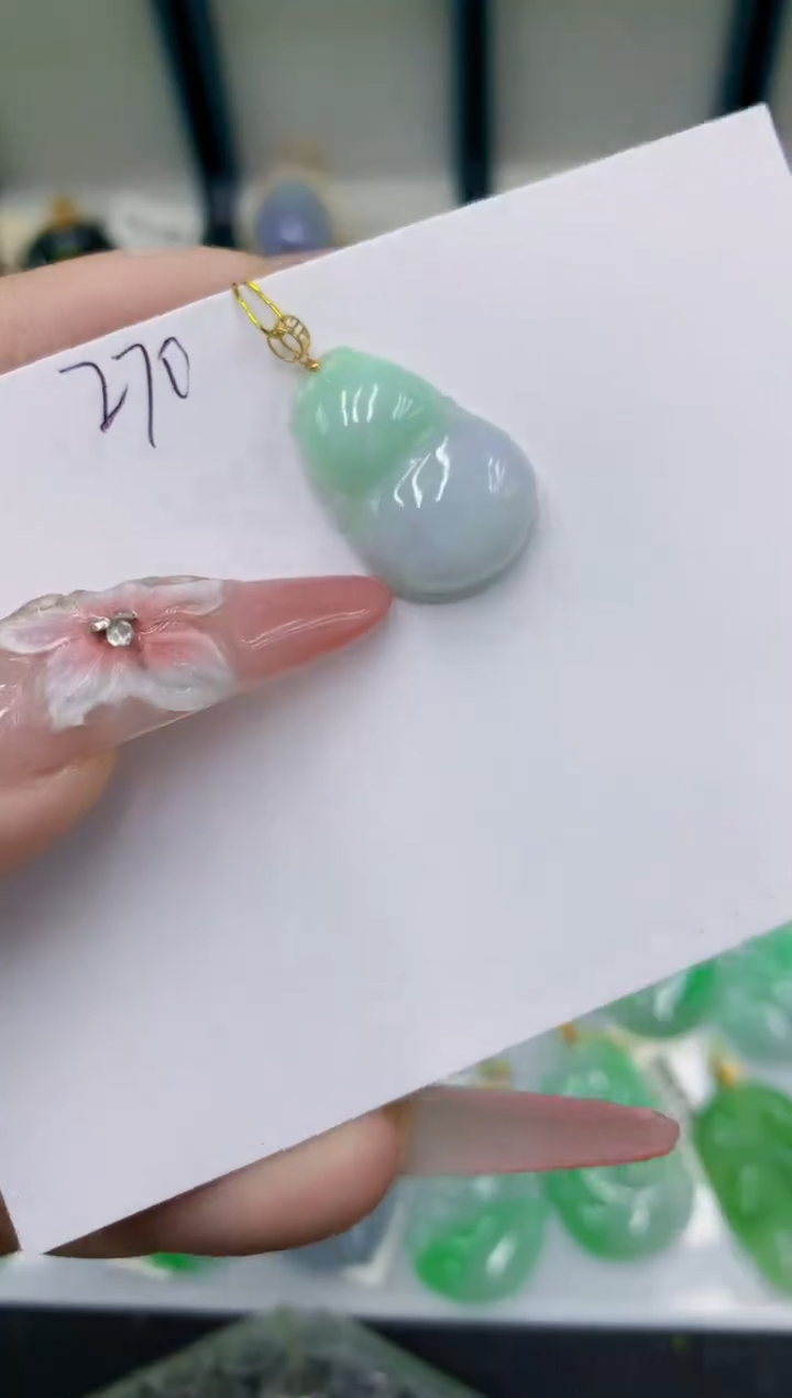颈饰18K金镶嵌翡翠11111111111111