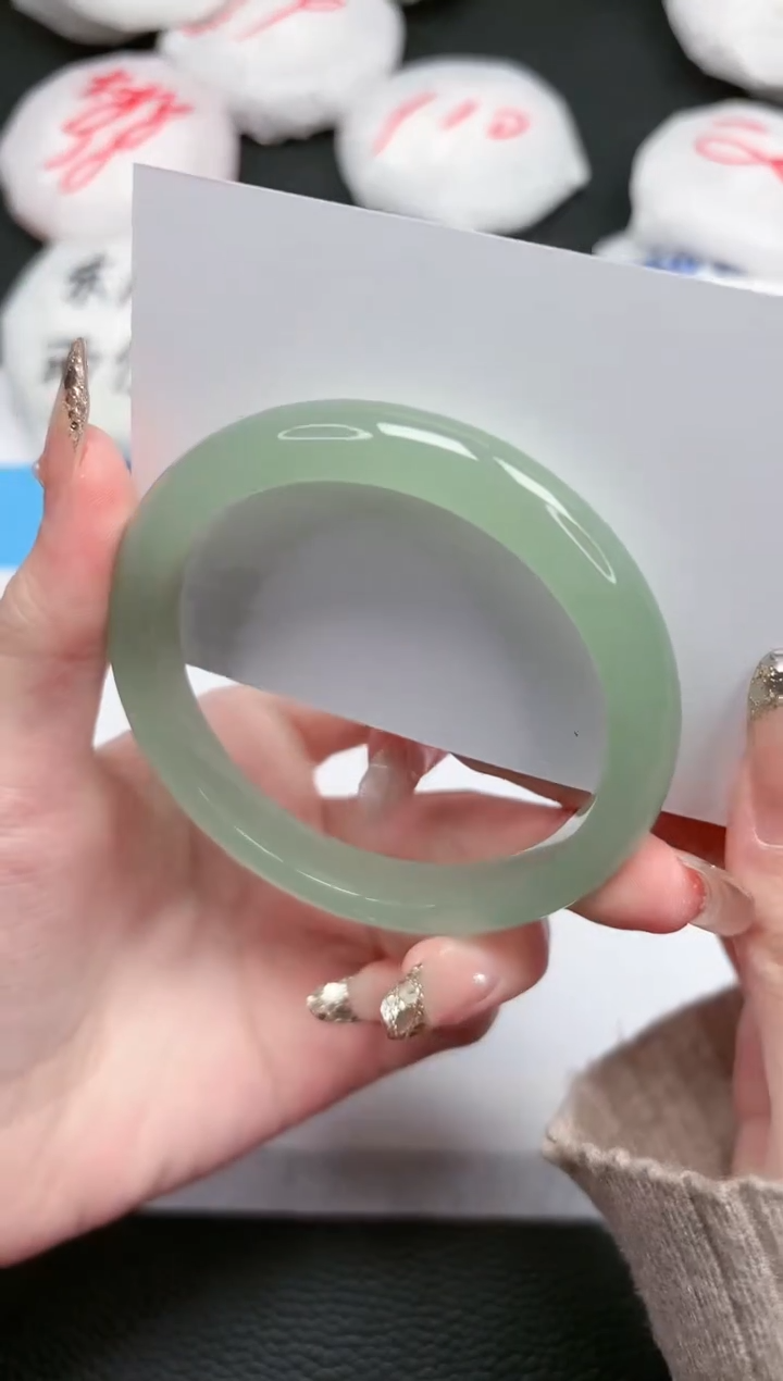 【闪购商品】石英质玉手镯未镶嵌347-58.4