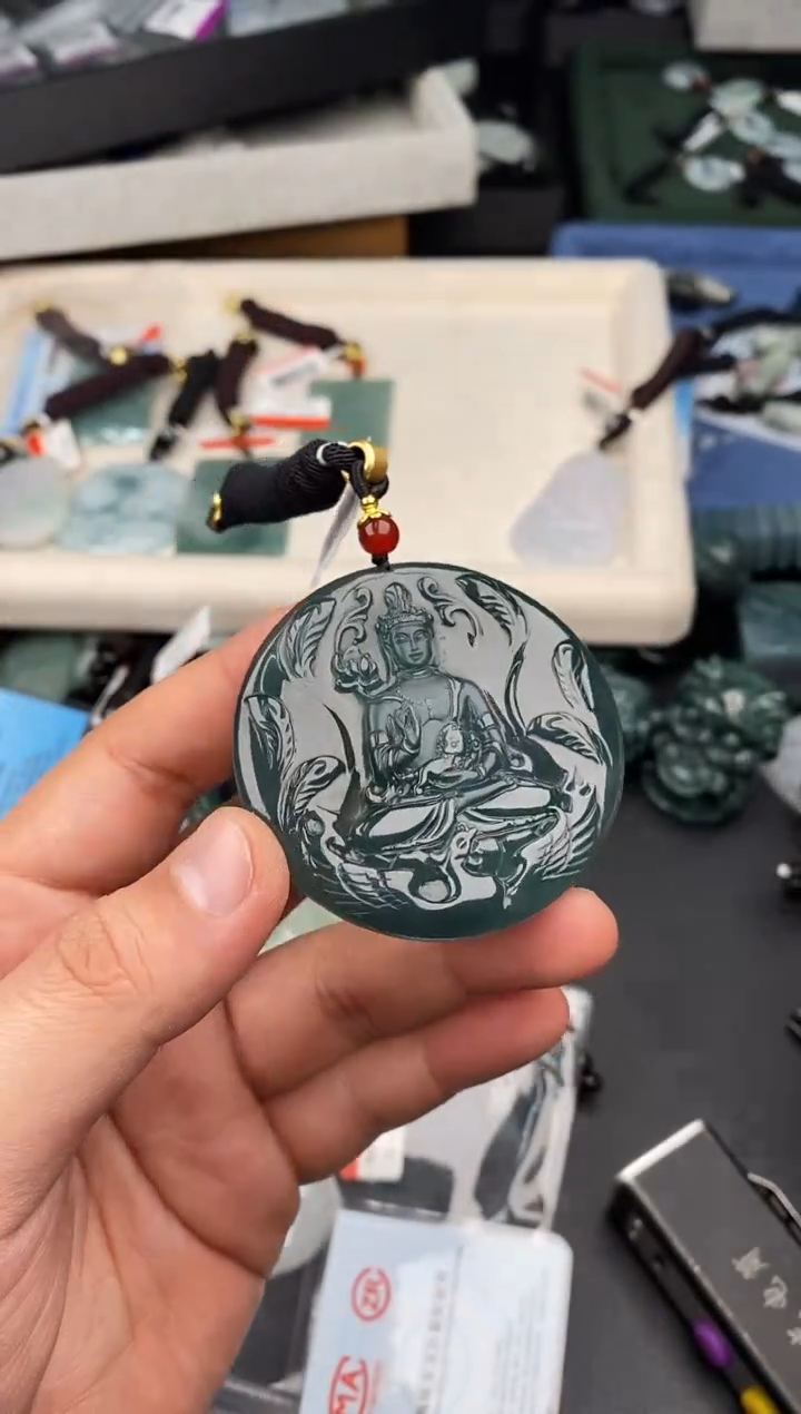 【闪购商品】翡翠颈饰未镶嵌  天然翡翠，一物一图