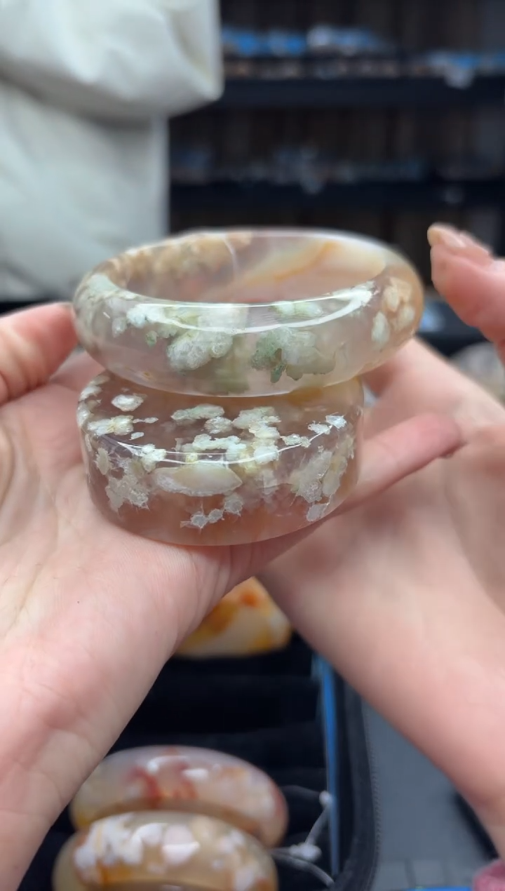 【闪购商品】石英质玉手镯未镶嵌455（60圈赠送镯心）