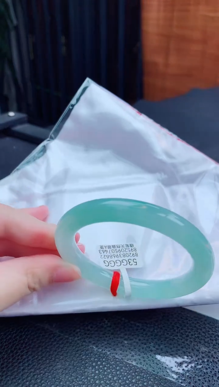 翡翠手镯未镶嵌缅甸天然翡翠A货手镯