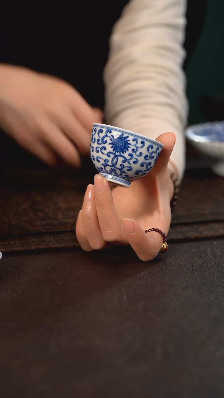 【闪购商品】杯HLX陶瓷点工缠枝小鸡心杯