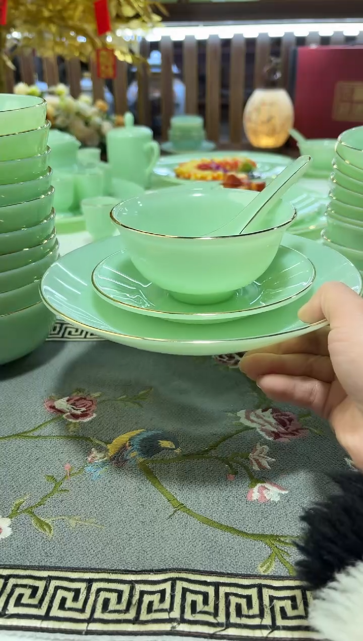 玉瓷4件套2套餐具