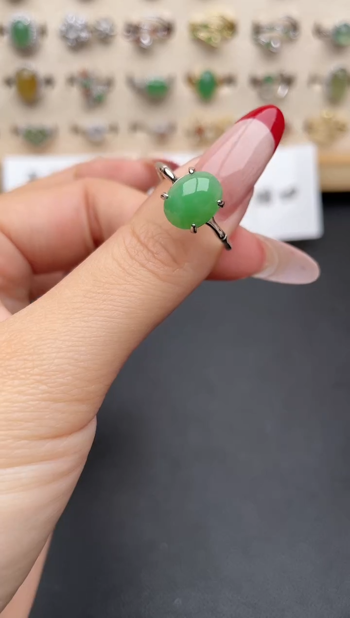 【闪购商品】翡翠戒指银S925镶嵌一物一证一礼盒