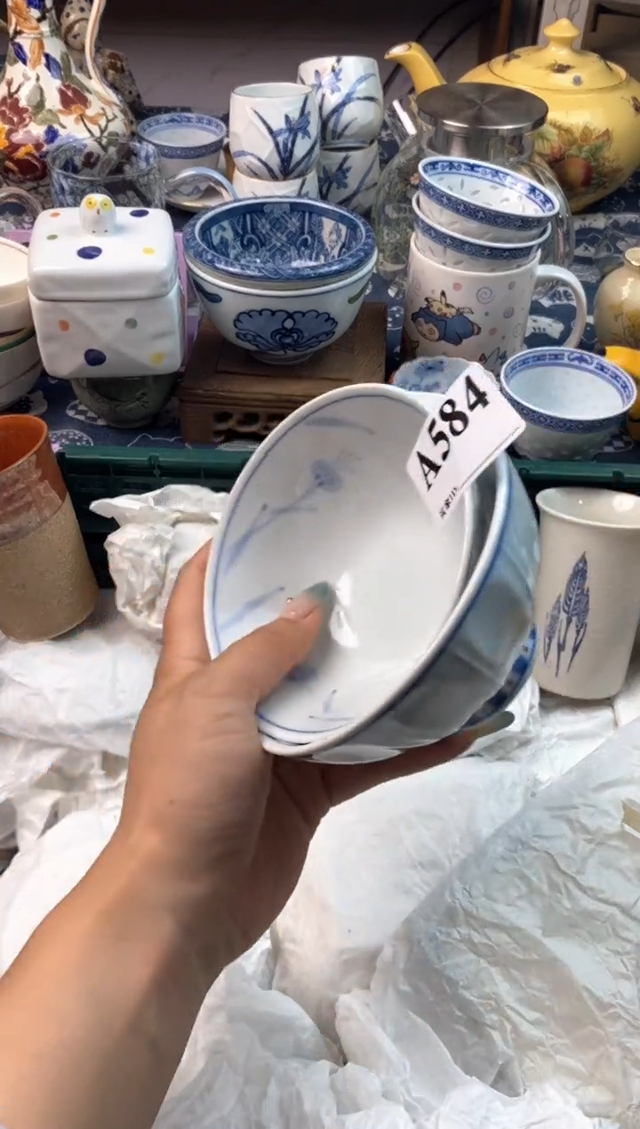 瓷片[○･｀Д´･ ○][○･｀Д´･ ○]