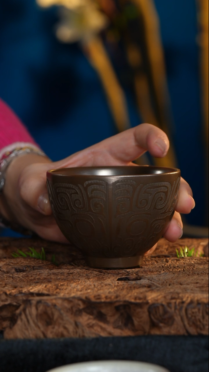 【闪购商品】【751】饕餮纹主人杯DW0002