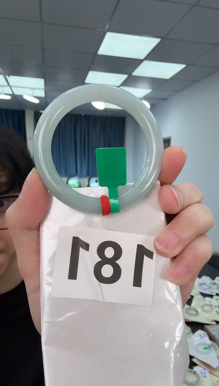 定制翡翠手镯未镶嵌56.7圈口圆条-天然翡翠手镯-多样性发一181