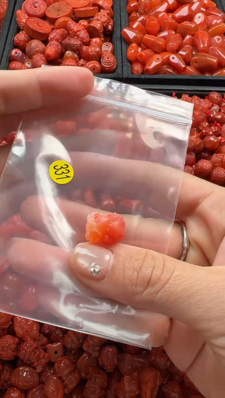 【闪购商品】南红玛瑙颈饰未镶嵌1