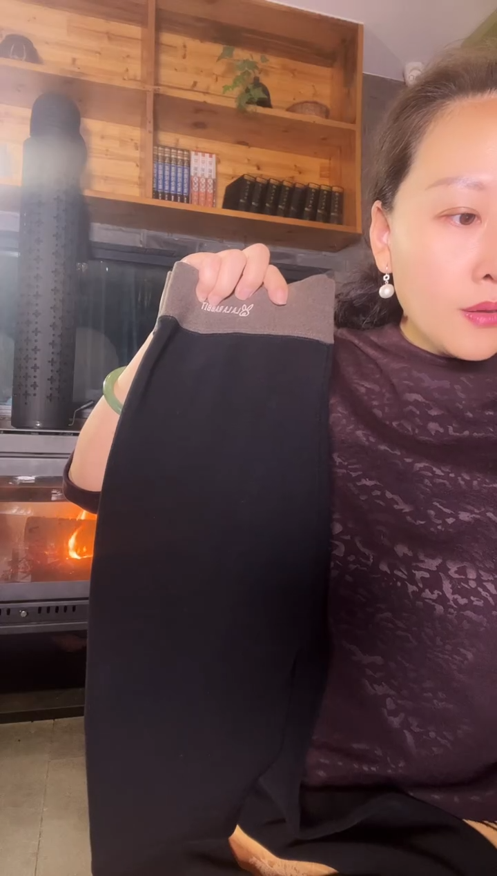 打底裤1条--------