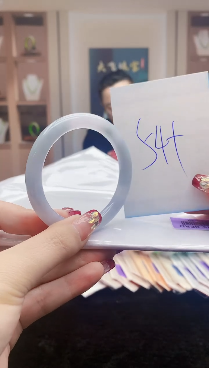 【闪购商品】翡翠手镯未镶嵌   H74-39