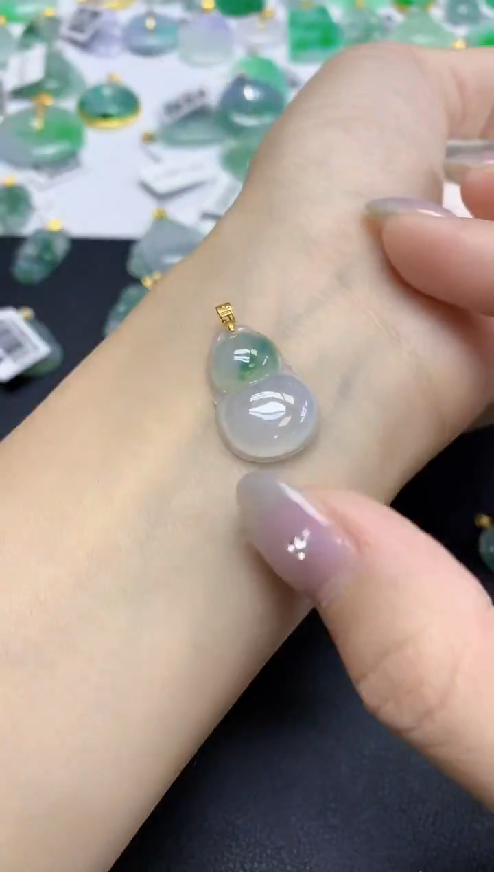 颈饰18K金镶嵌翡翠天然缅甸翡翠A货百元以上9元证书费自理