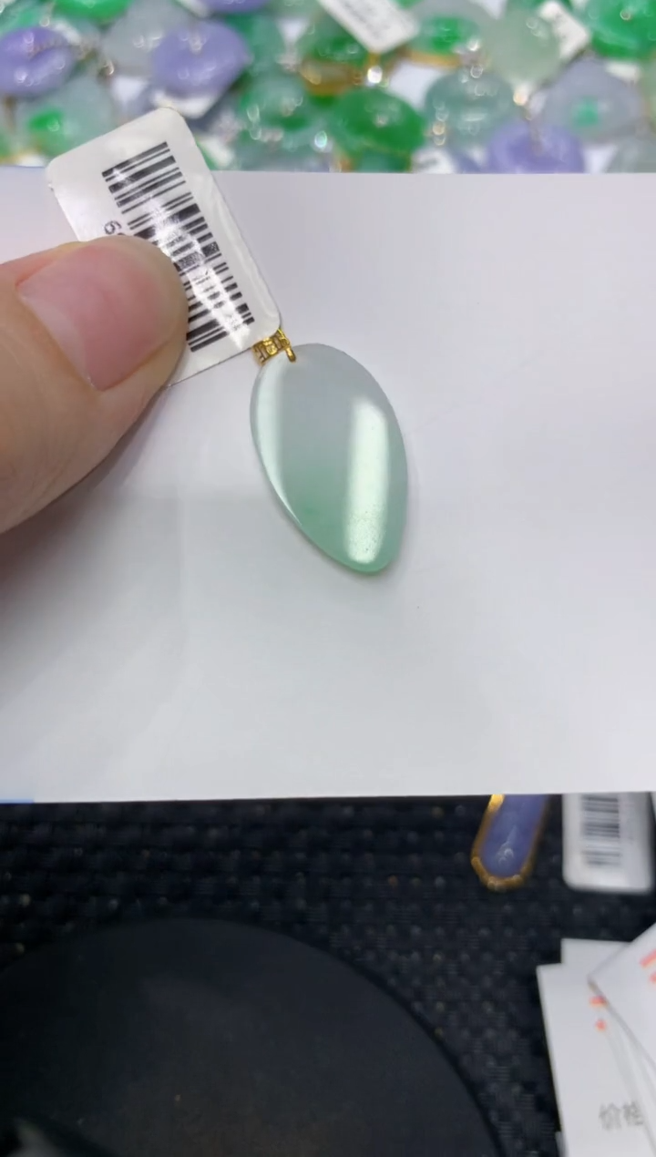 【闪购商品】翡翠颈饰18K金镶嵌111111111111