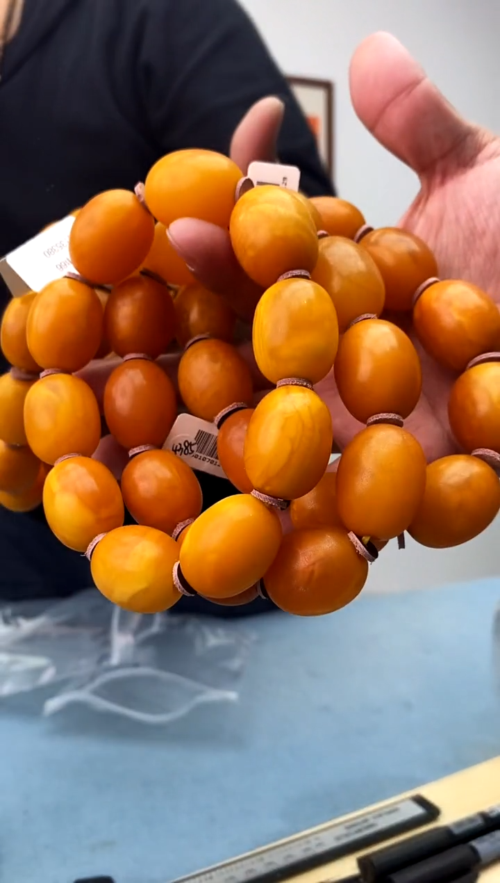 【闪购商品】蜜蜡珠宝奇石未镶嵌假一罚十，多样性发一件