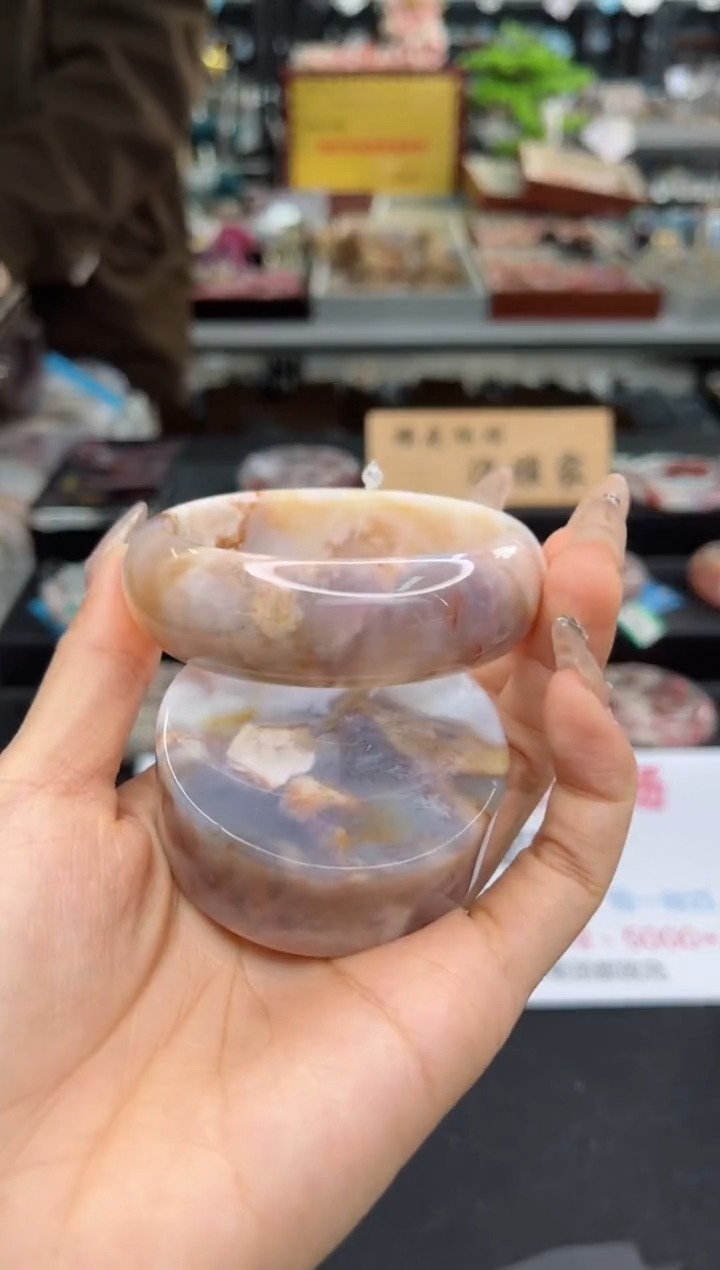 【闪购商品】石英质玉手镯未镶嵌54圈口（不退不换）1569070