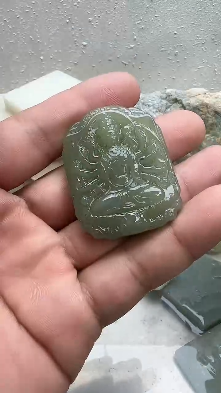 颈饰未镶嵌和田玉14