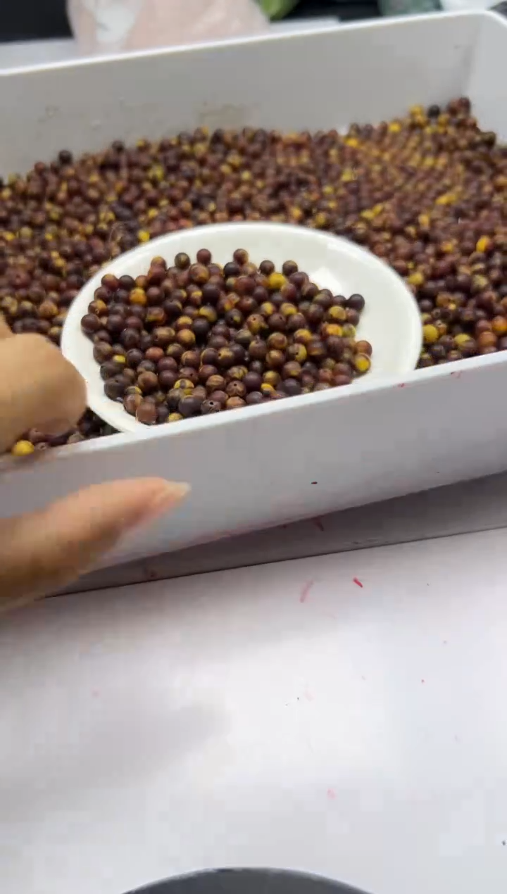 蜜蜡颈饰未镶嵌 w3136龙涎*香琥珀6mm40颗二代