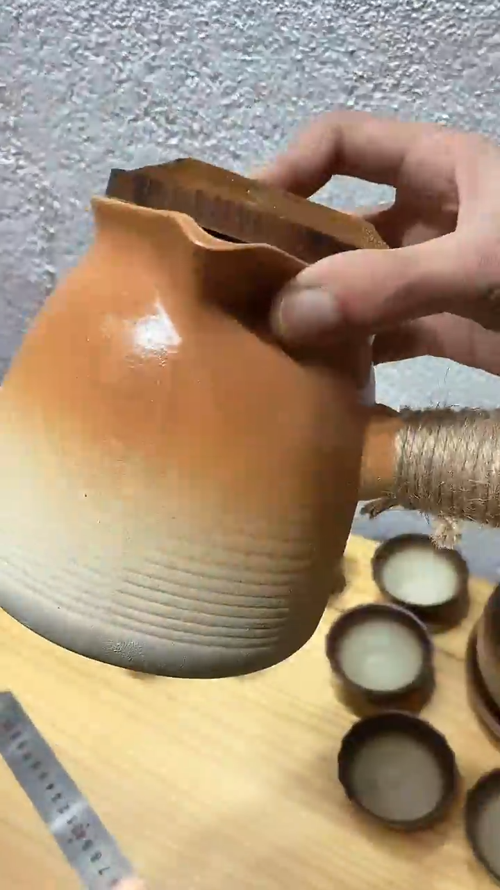 【闪购商品】1000ml大月牙罐罐壶+木盖