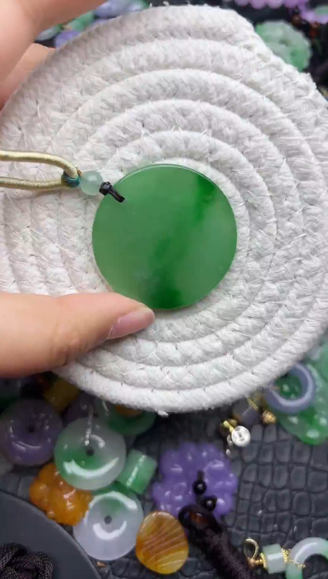 颈饰未镶嵌翡翠缅甸翡翠吊坠