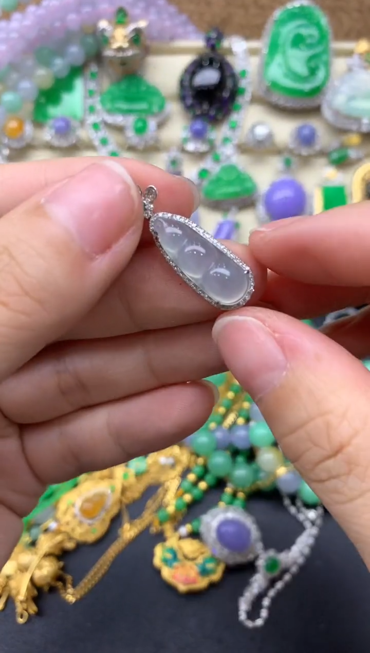 【闪购商品】翡翠颈饰18K金镶嵌269-中国好珍宝