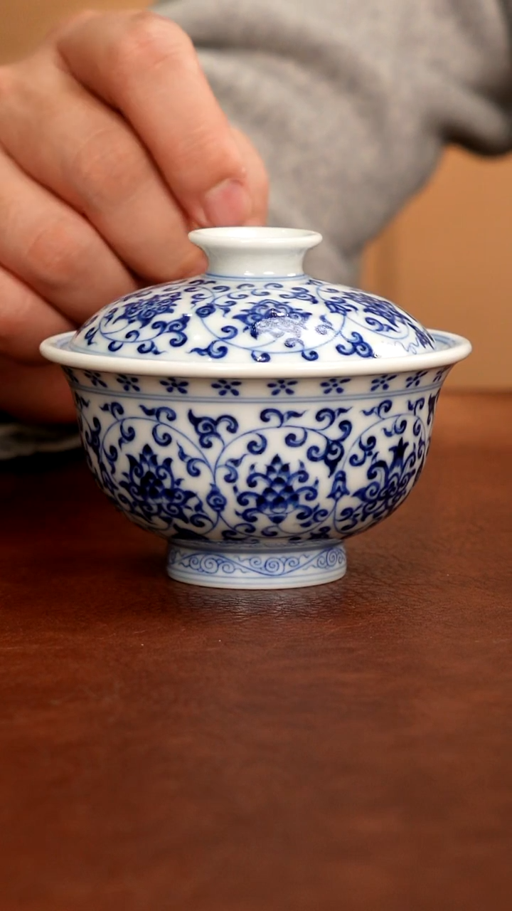 上新《五里雾》品牌欣赏