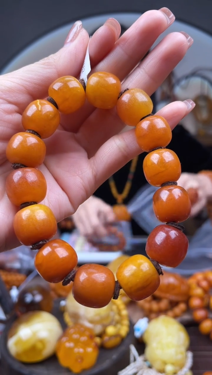 【闪购商品】琥珀裸石未镶嵌首饰 假1赔4 （多样性发货1件