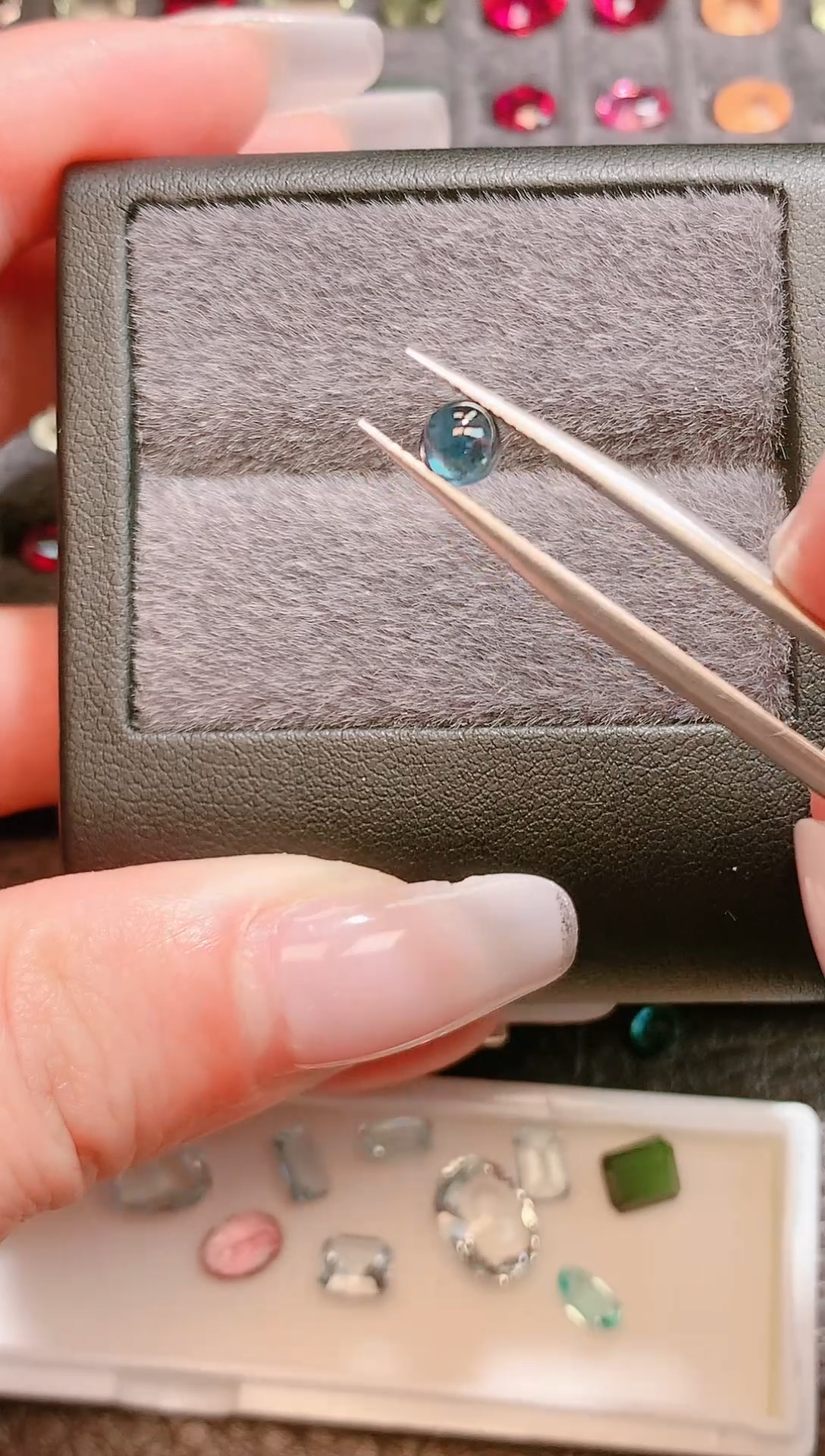 裸石蓝宝石小灯泡0.8ct