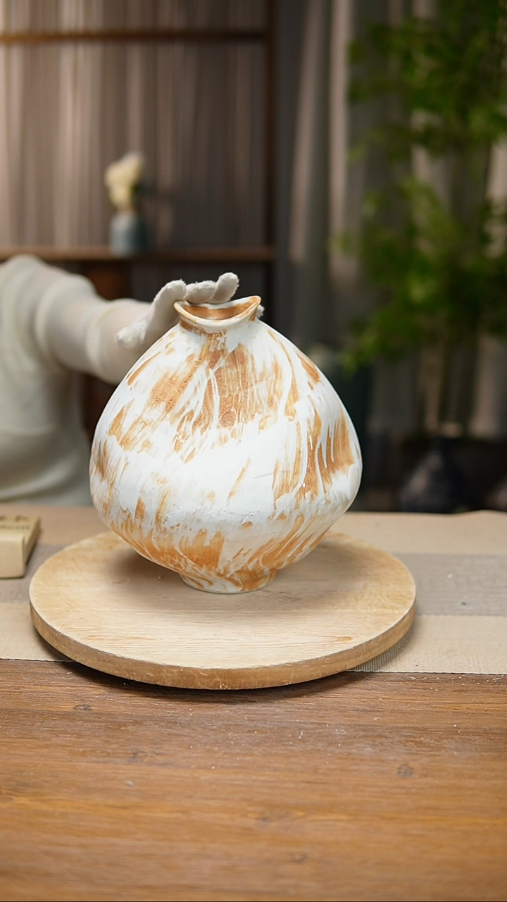 【闪购商品】陶瓷花器诧寂黄大肚