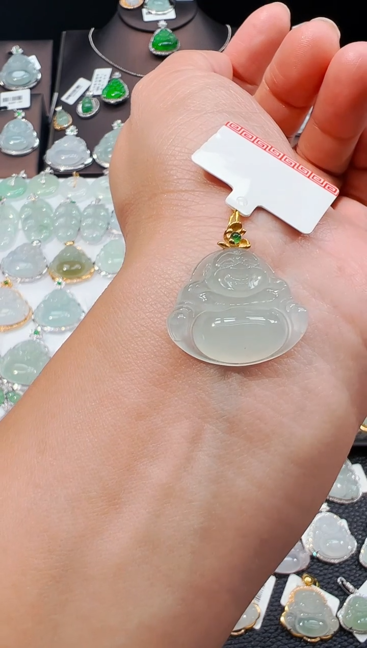 吊坠(不含链)18K金镶嵌翡翠佛公吊坠