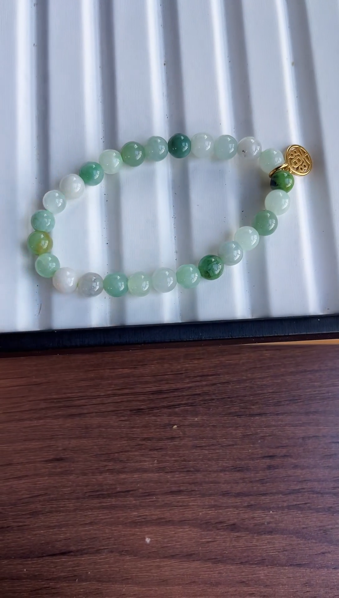 散珠翡翠翡翠手串 卡7+  有瑕疵