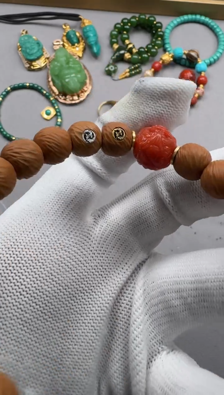 【闪购商品】南红玛瑙配饰配饰18K金镶嵌配饰配饰