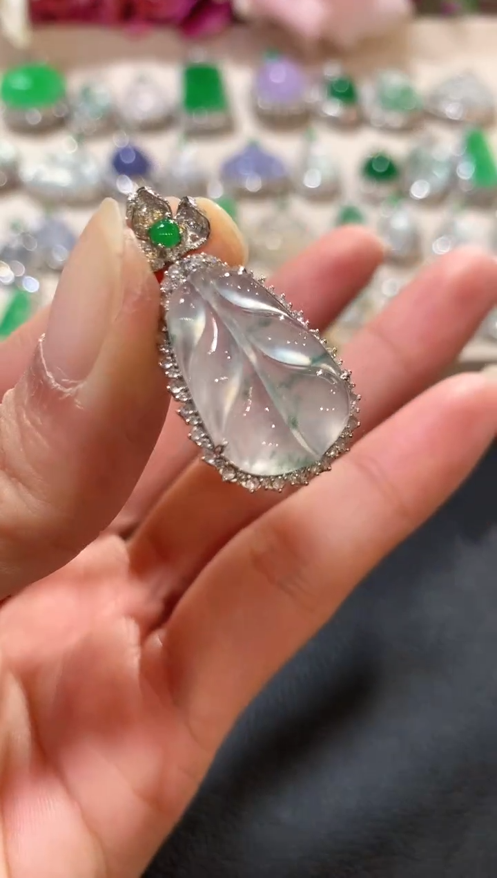 吊坠(不含链)18K金镶嵌翡翠z59 