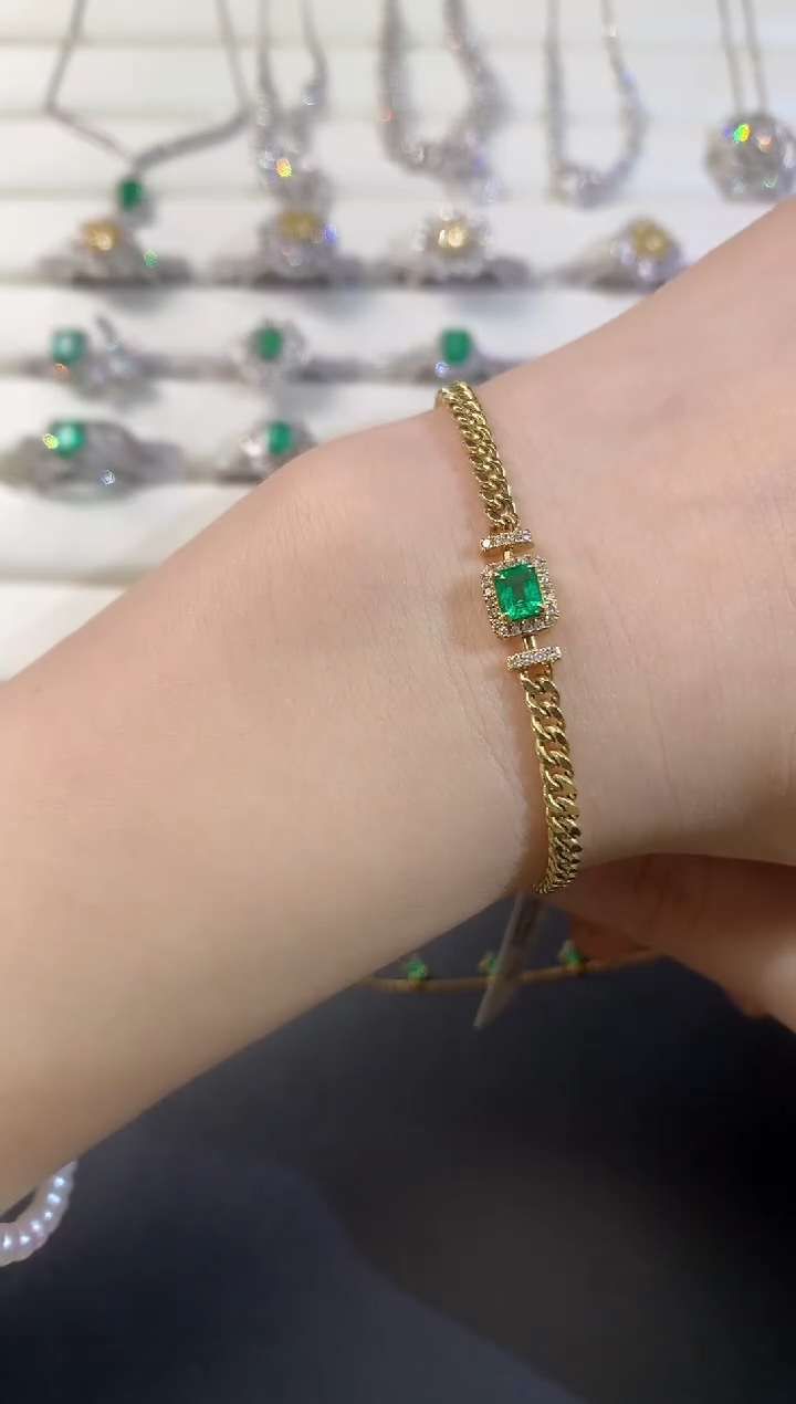 【闪购商品】手链18K金镶嵌祖母绿E92|3999