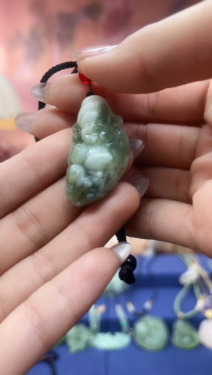 未镶嵌岫玉吊坠·