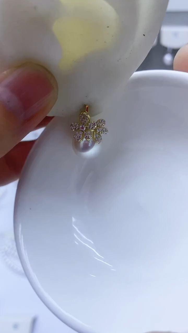 【闪购商品】淡水珍珠耳饰银S925镶嵌160