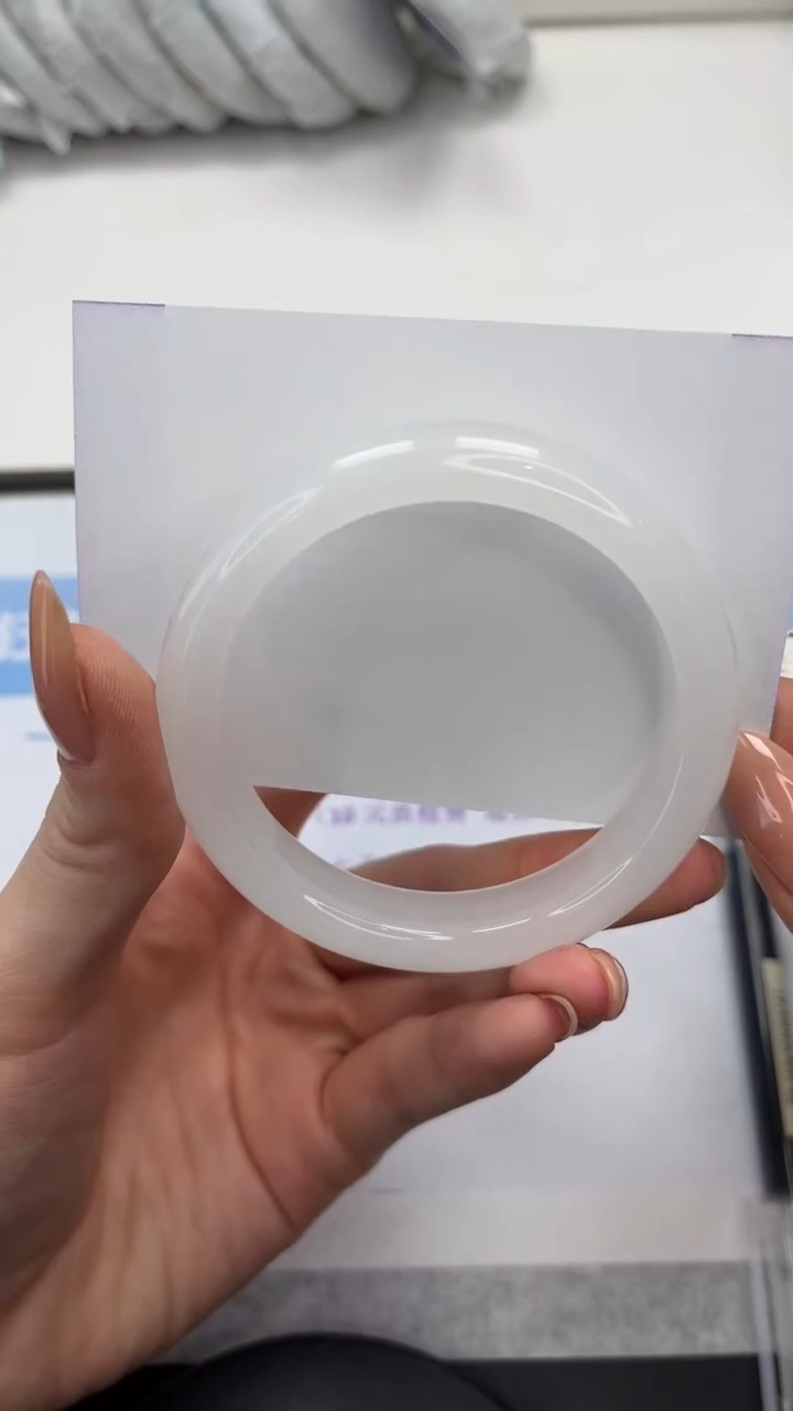 未镶嵌手镯石英质玉v187-55.9