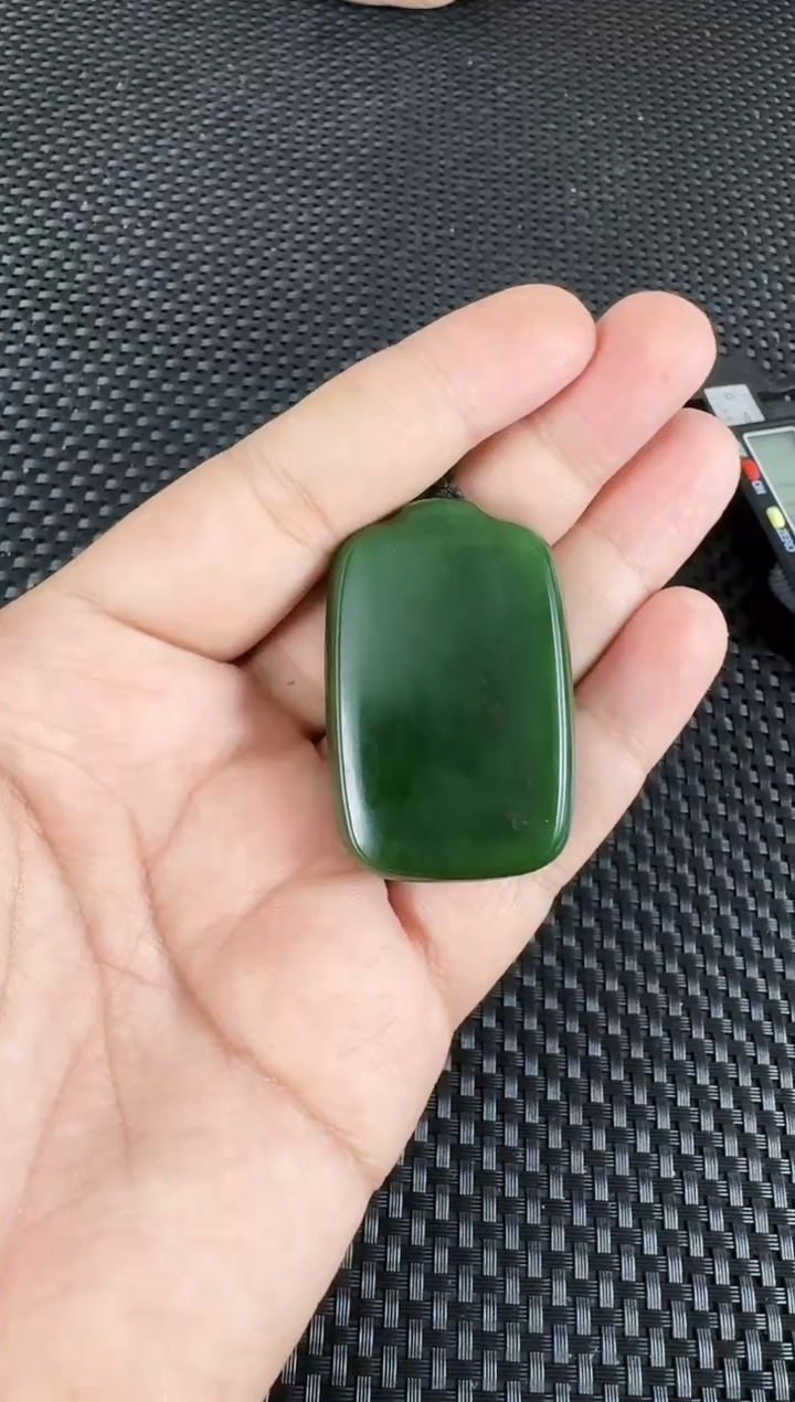 【闪购商品】和田玉（碧玉）吊坠未镶嵌无事牌