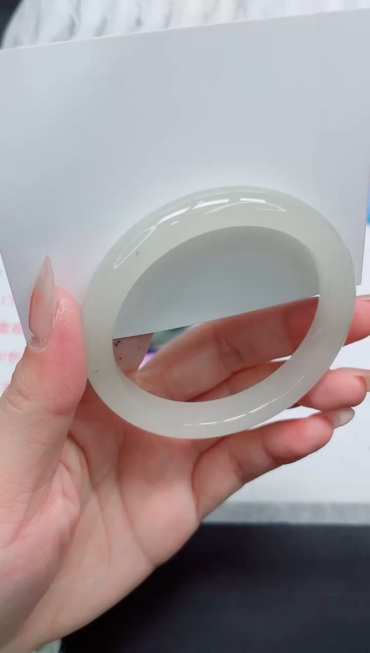 【闪购商品】石英质玉手镯未镶嵌108-58.8