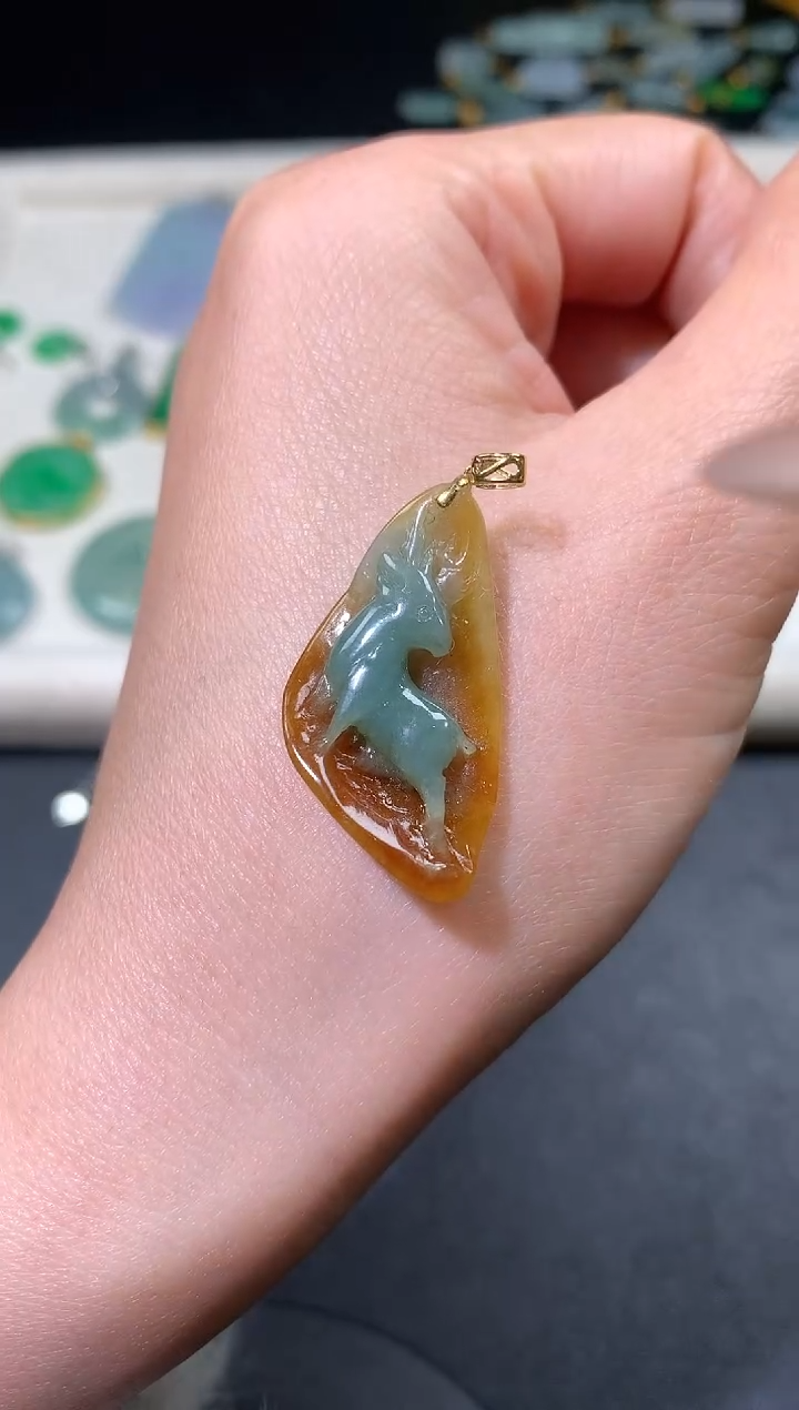 吊坠(不含链)18K金镶嵌翡翠翡翠