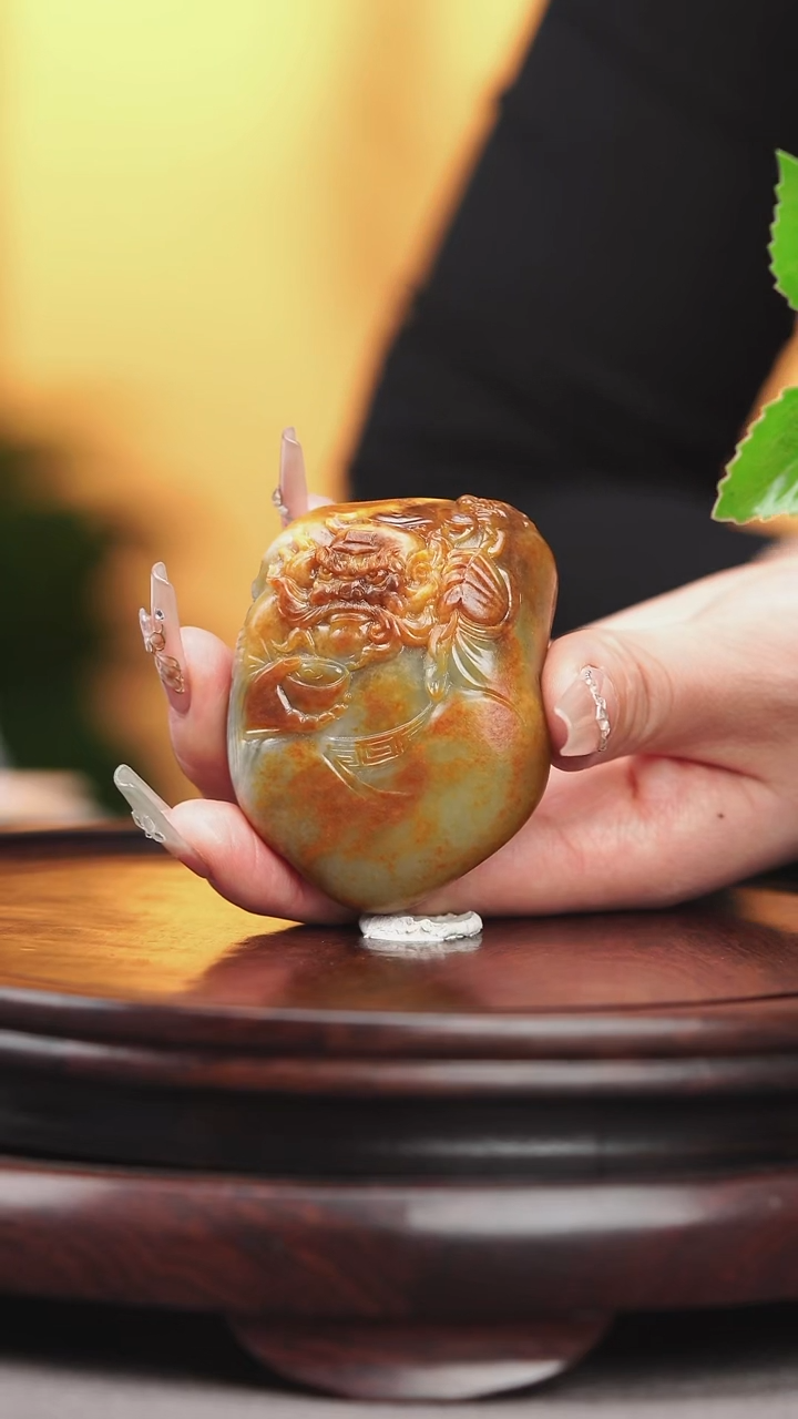 未镶嵌和田玉把件 