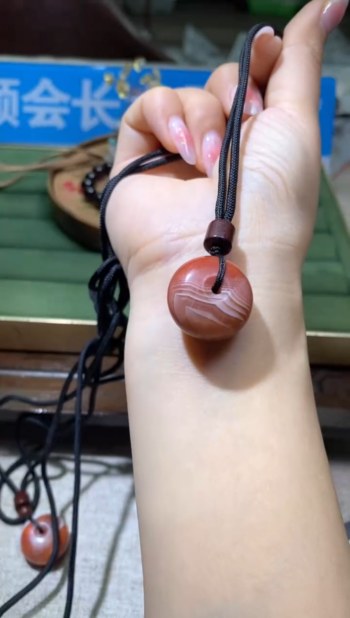 【闪购商品】南红玛瑙颈饰未镶嵌多样性发一件244