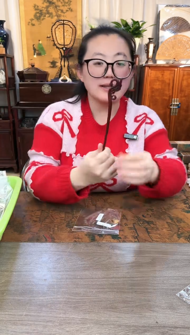 【闪购商品】紫檀木类成套家具血檀  天鹅发簪