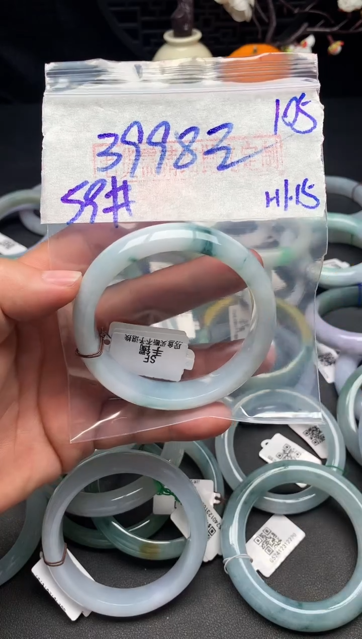 【闪购商品】定制翡翠未镶嵌毛货需精细抛光+多样性发货拍一发一