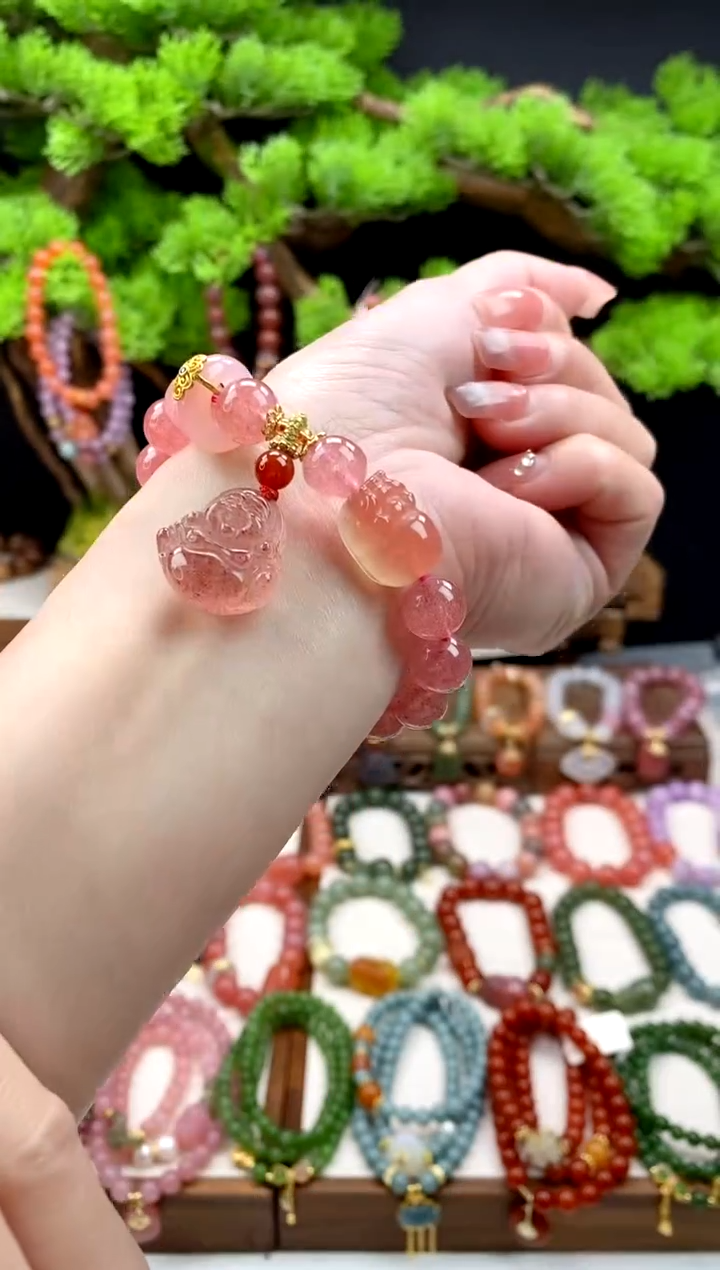 【闪购商品】石英质玉手饰未镶嵌草莓晶佛公