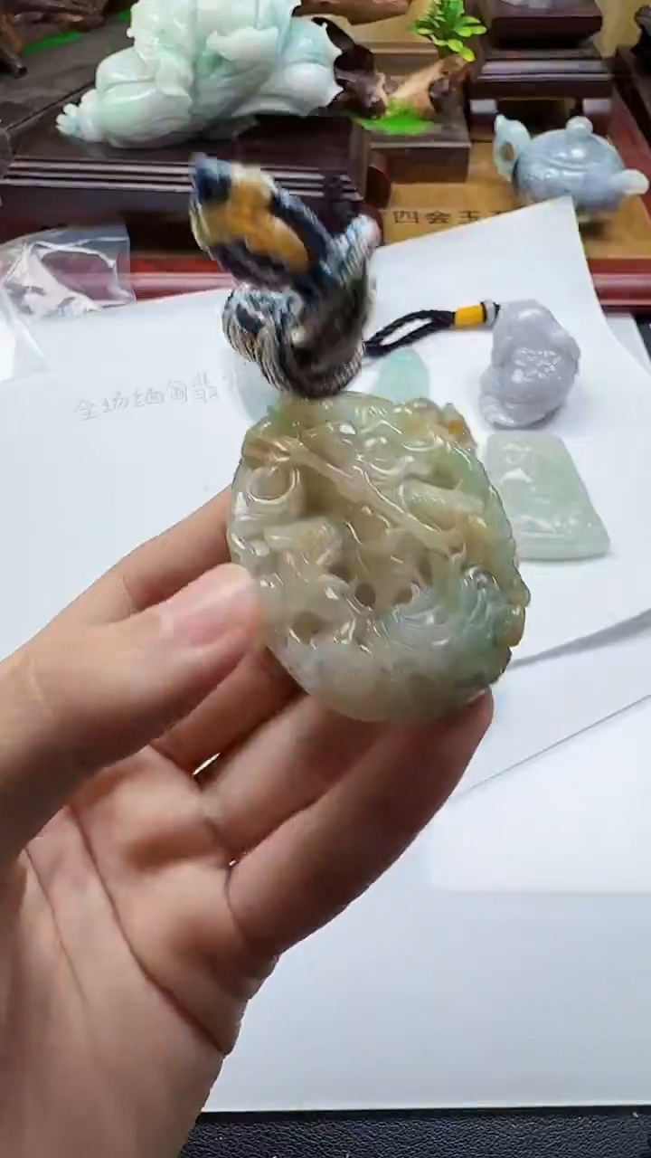 吊坠(不含链)未镶嵌翡翠1