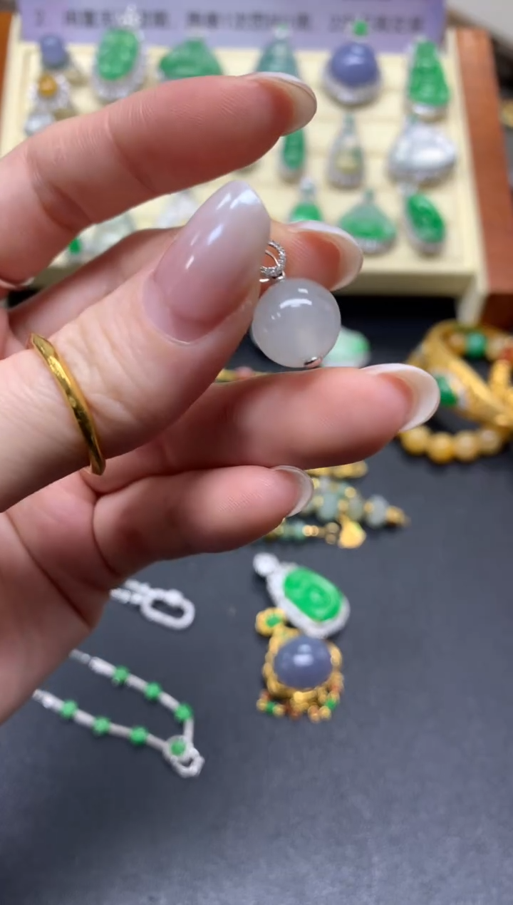 【闪购商品】翡翠18K金镶嵌吊坠(不含链)吊坠|1100+110