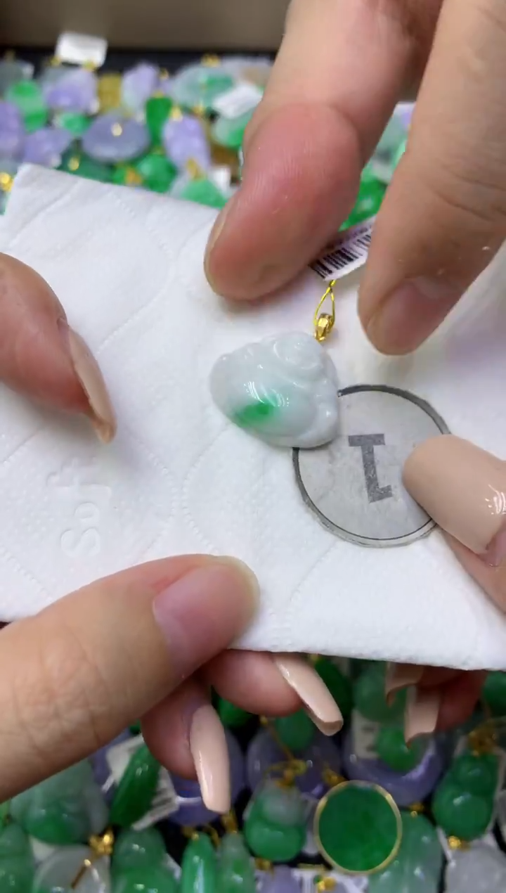 颈饰未镶嵌翡翠天然缅甸翡翠A货